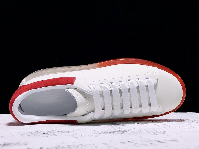 MCQUEEN OVERSIZED SNEAKER