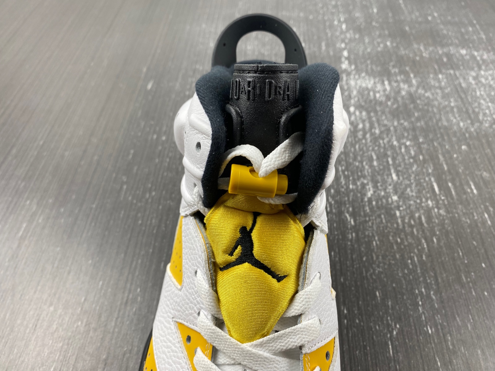 Air Jordan 6 "Yellow Ochre" CT8529-170