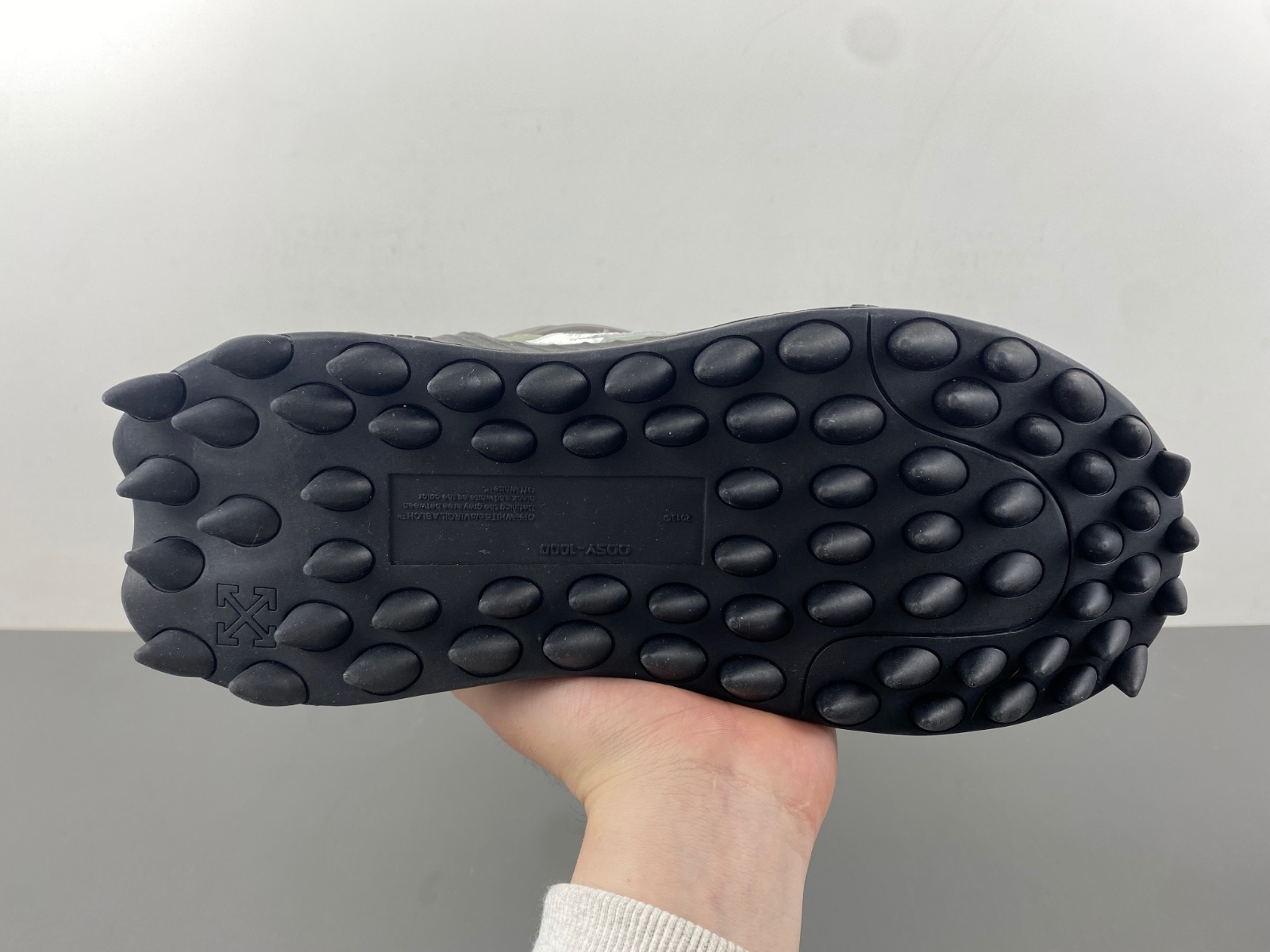 OW C/O ODSY-1000 SNEAKERS