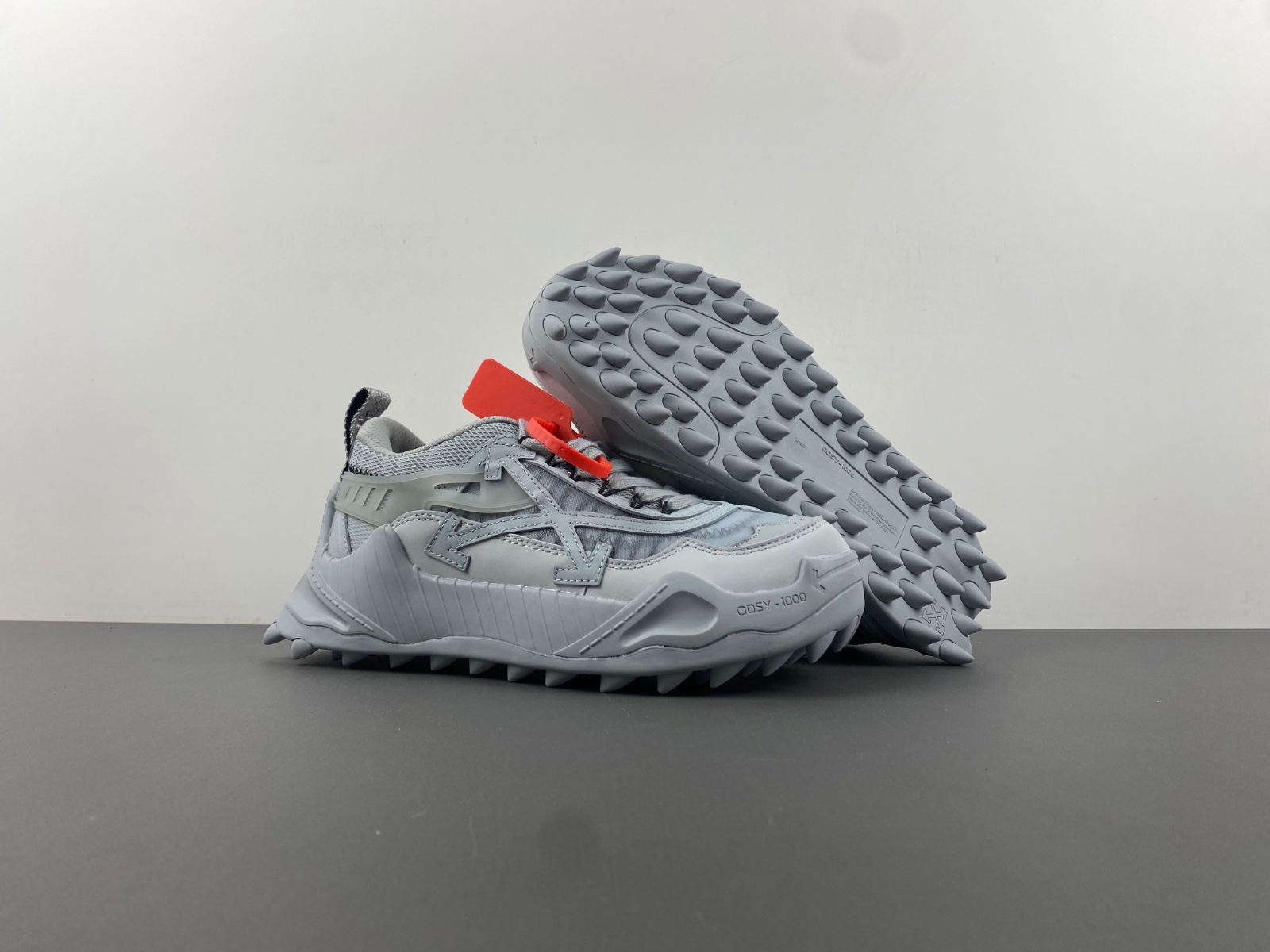OW C/O​ ODSY-1000 SNEAKERS