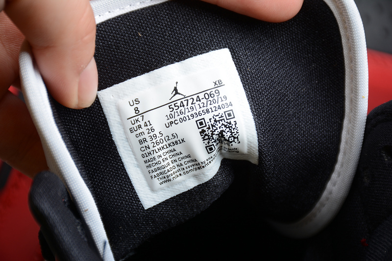 Air Jordan 1 Mid Chicago Black Toe 554724-069