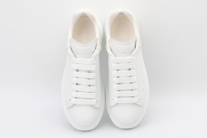 MCQUEEN OVERSIZED SNEAKER