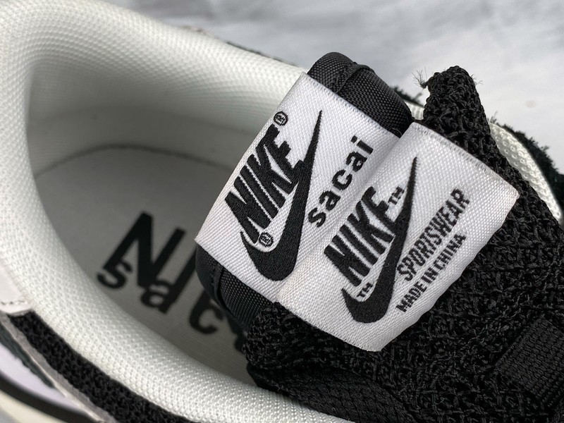 Sacai x Nike Pegasua Vaporfly Black White CI9928 001