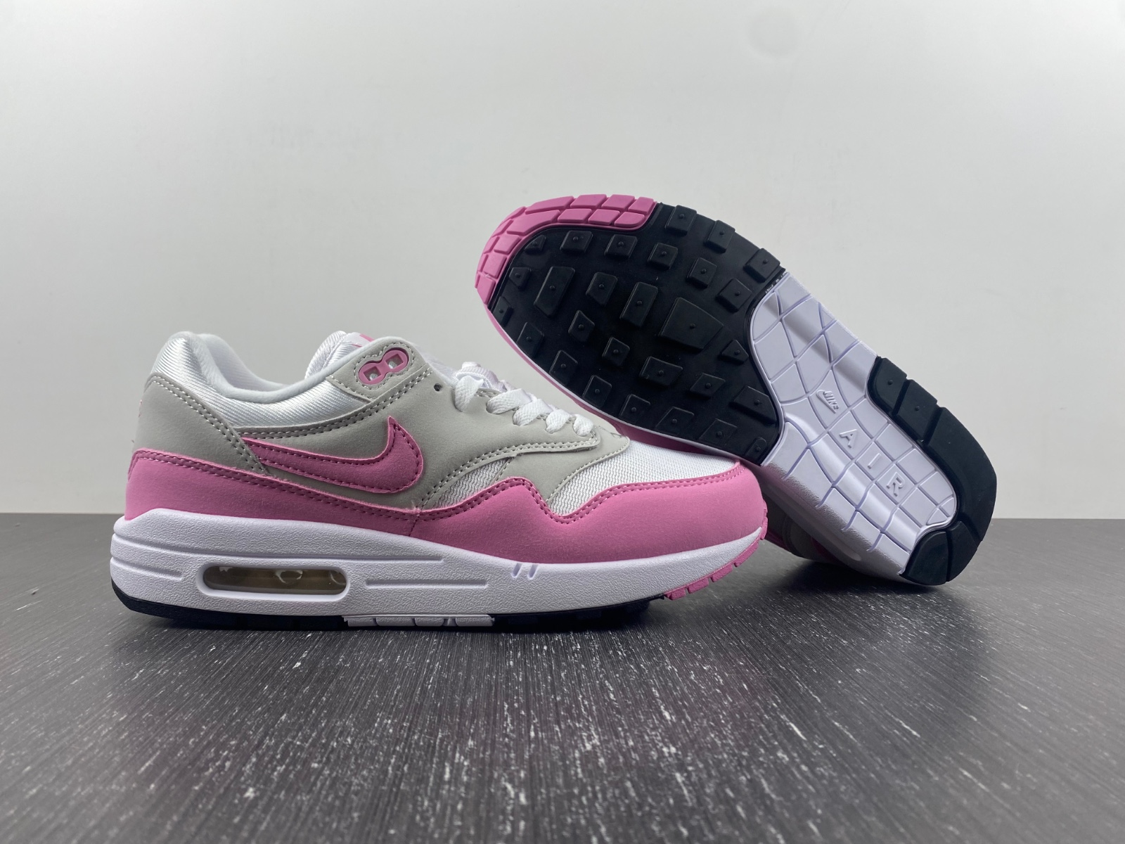 Nike Air Max 1 “Fuchsia Dream” DZ2628-001