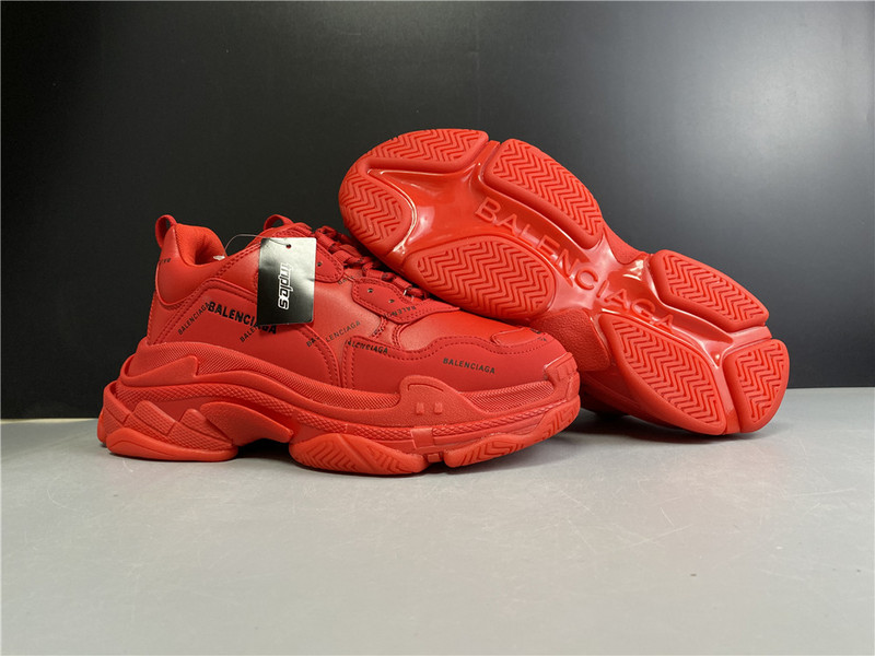Balenciaga TRIPLE S TRAINER