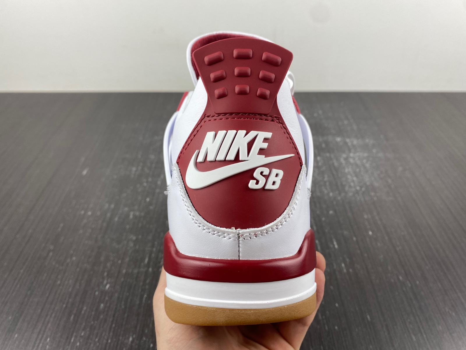 Nike SB x Air Jordan 4 customize