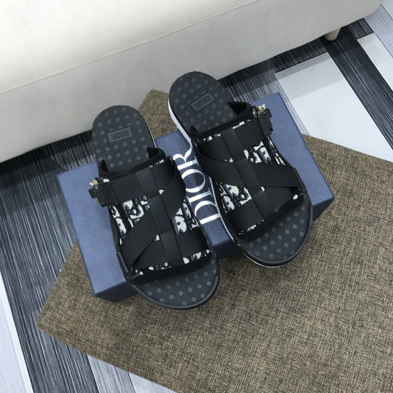 D1OR ALPHA SANDAL