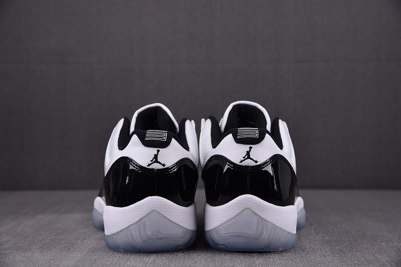 Air Jordan 11 Retro Low Concord 528895-153