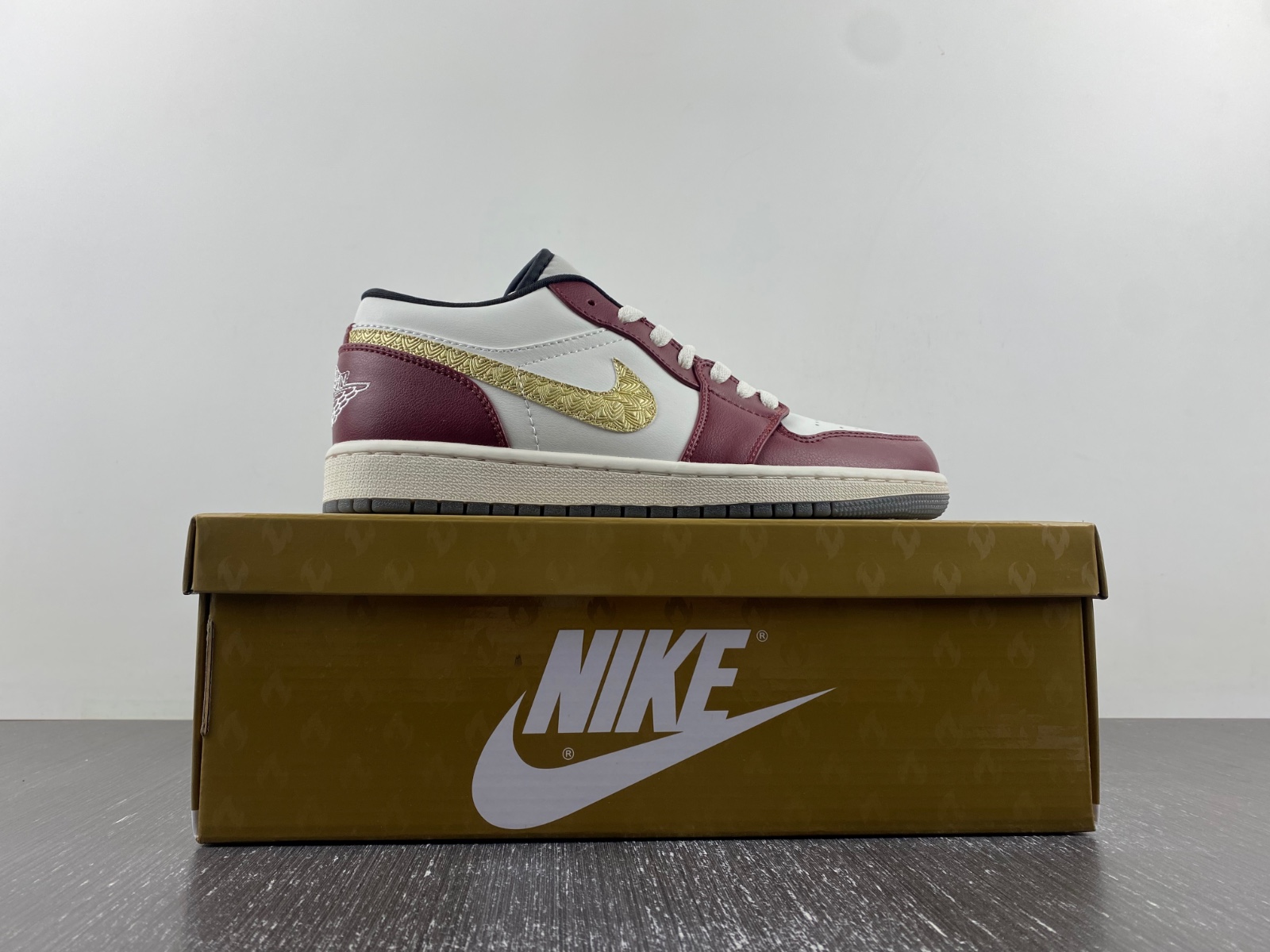 Air Jordan 1 Low Year of the Dragon 2024 FJ5735-100