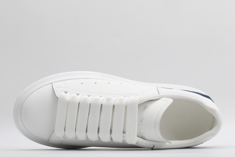 MCQUEEN OVERSIZED SNEAKER