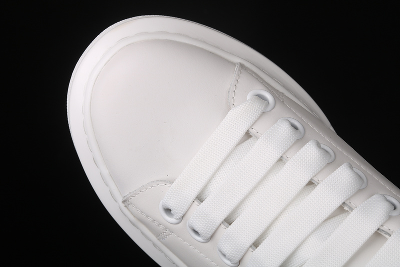 MCQUEEN OVERSIZED SNEAKER