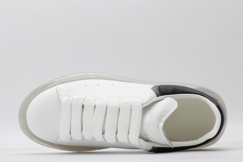 MCQUEEN OVERSIZED SNEAKER