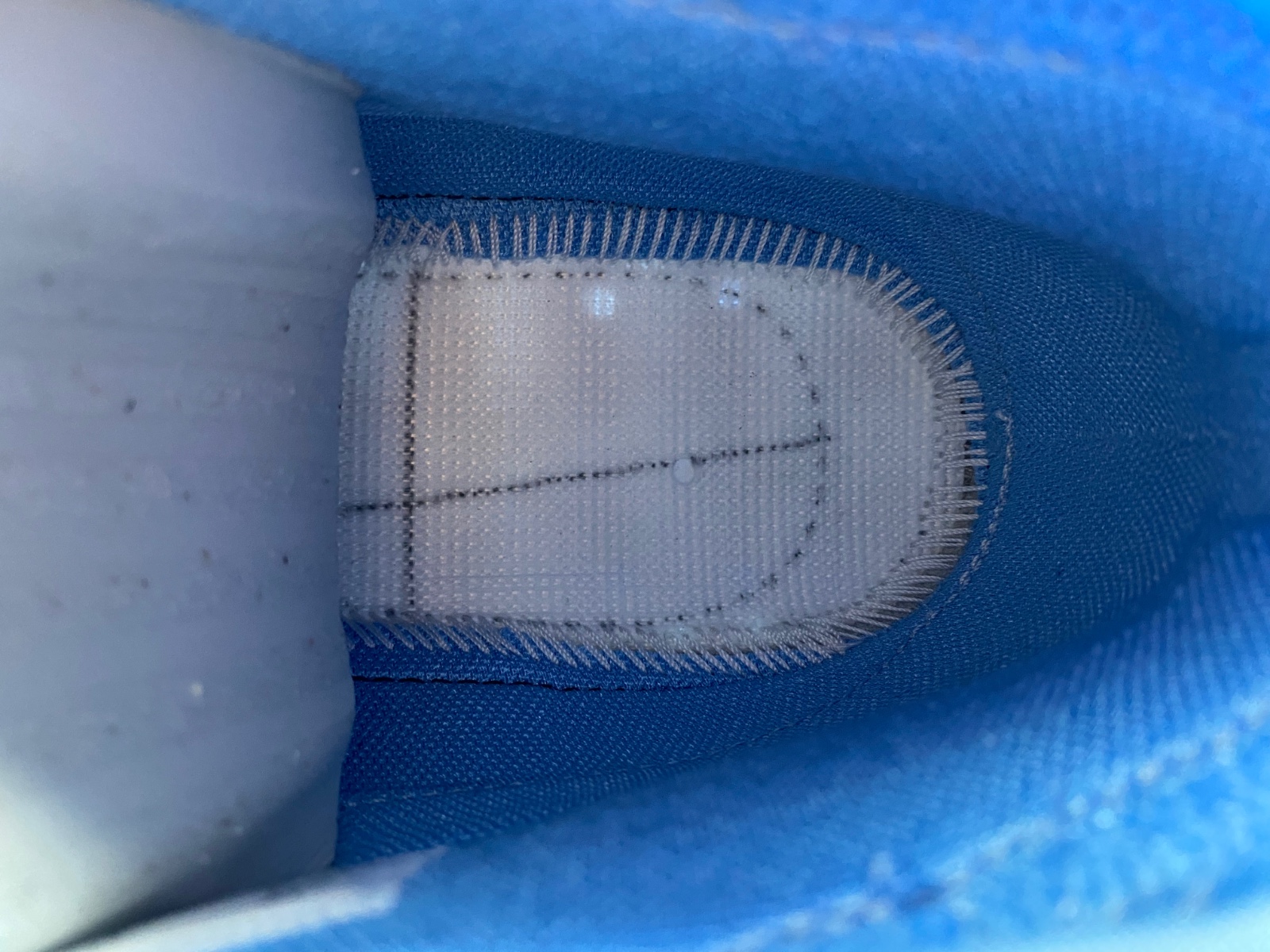 Air Jordan 17 Low “University Blue”  FJ0395-101