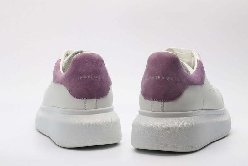 MCQUEEN OVERSIZED SNEAKER