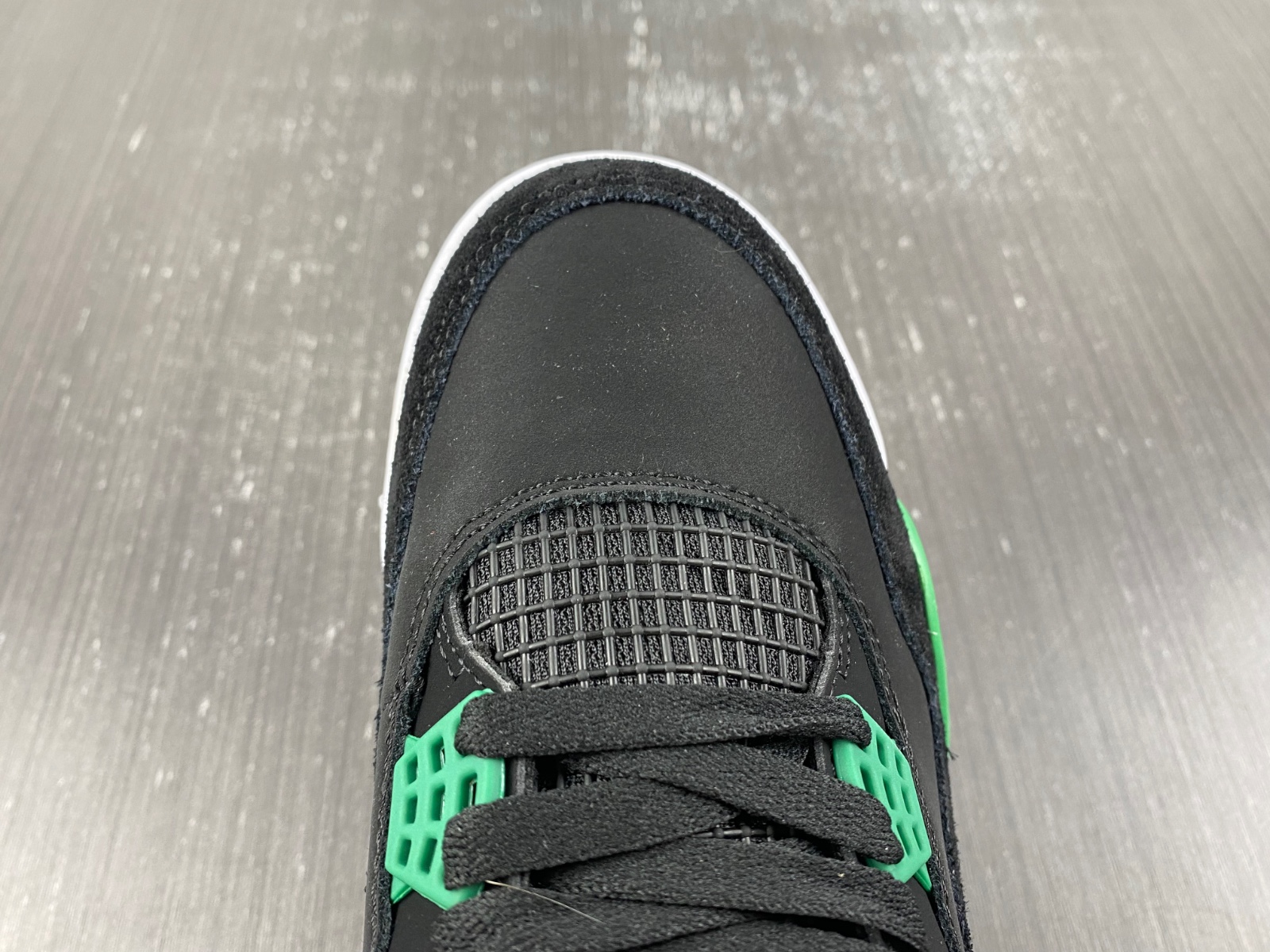 Nike SB x Air Jordan 4 customize