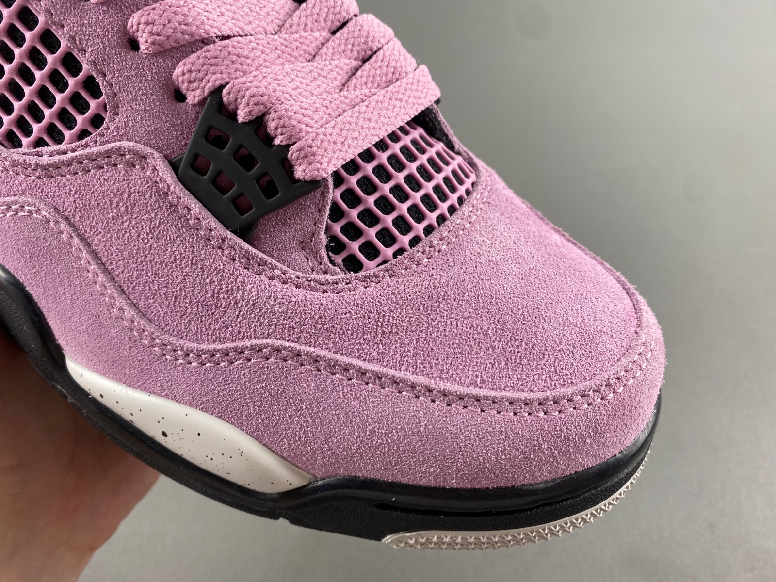 Air Jordan 4 WMNS “Orchid”    AQ9129-501