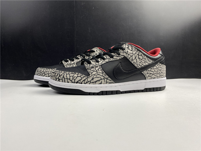 Supre* x Nike SB Dunk Low Pro