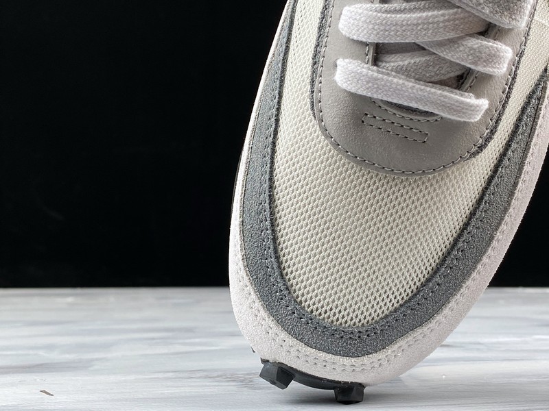 Nike LD Waffle sacai Summit White - BV0073-100