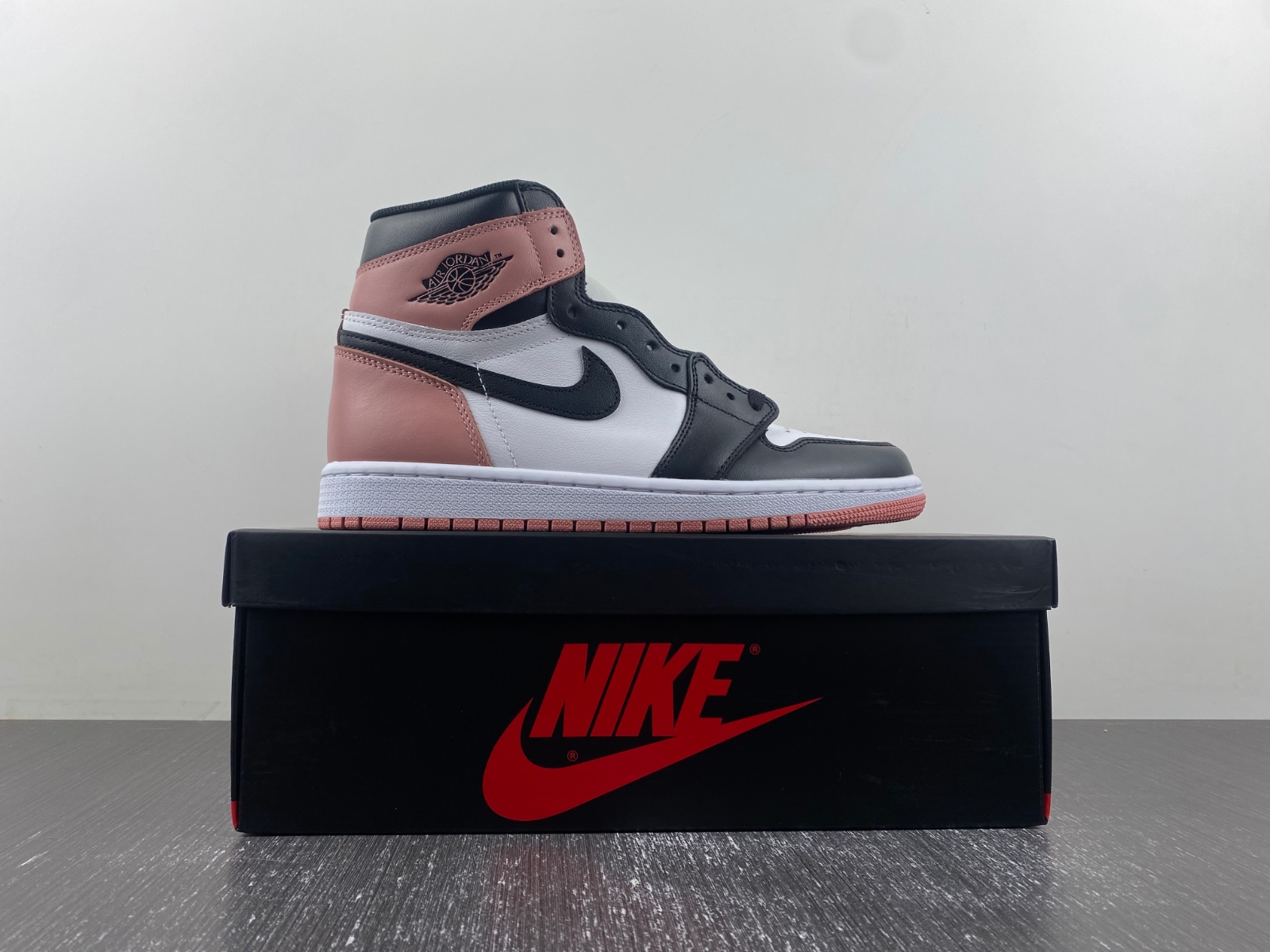 Air Jordan 1 Retro High NRG 