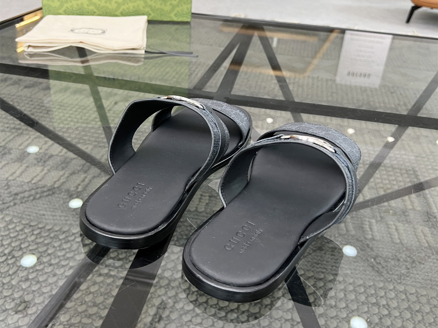 GUCCI SLIDE (EU38-EU46)