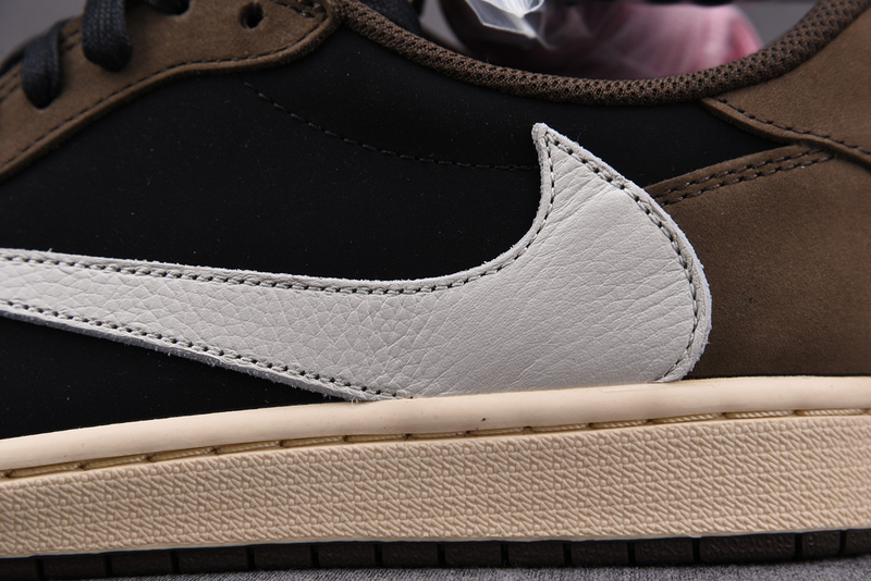 Travis Scott x Air Jordan 1 Low