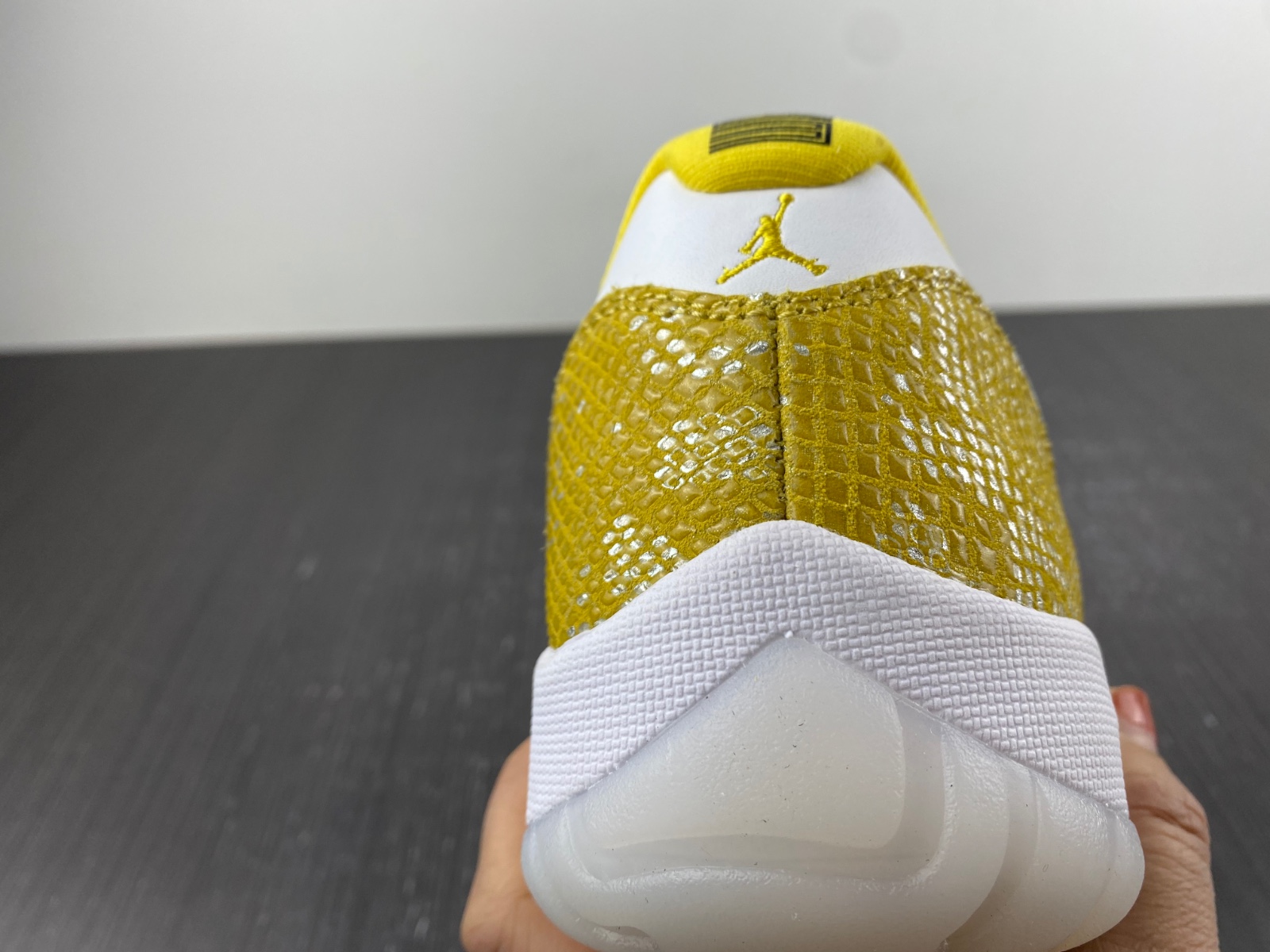 Air Jordan 11 Low  “Yellow Snakeskin” AH7860-107