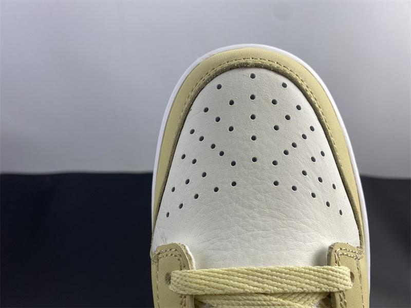 Nike Dunk Low Lemon Drop  DJ6902-700