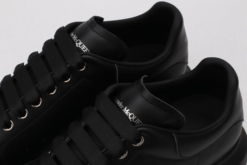 MCQUEEN OVERSIZED SNEAKER