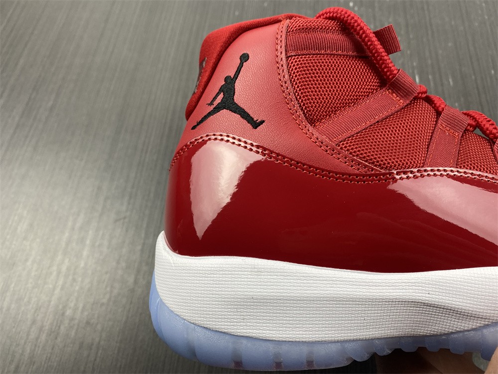 Air Jordan 11 Retro "Win Like 96" - 378037 623