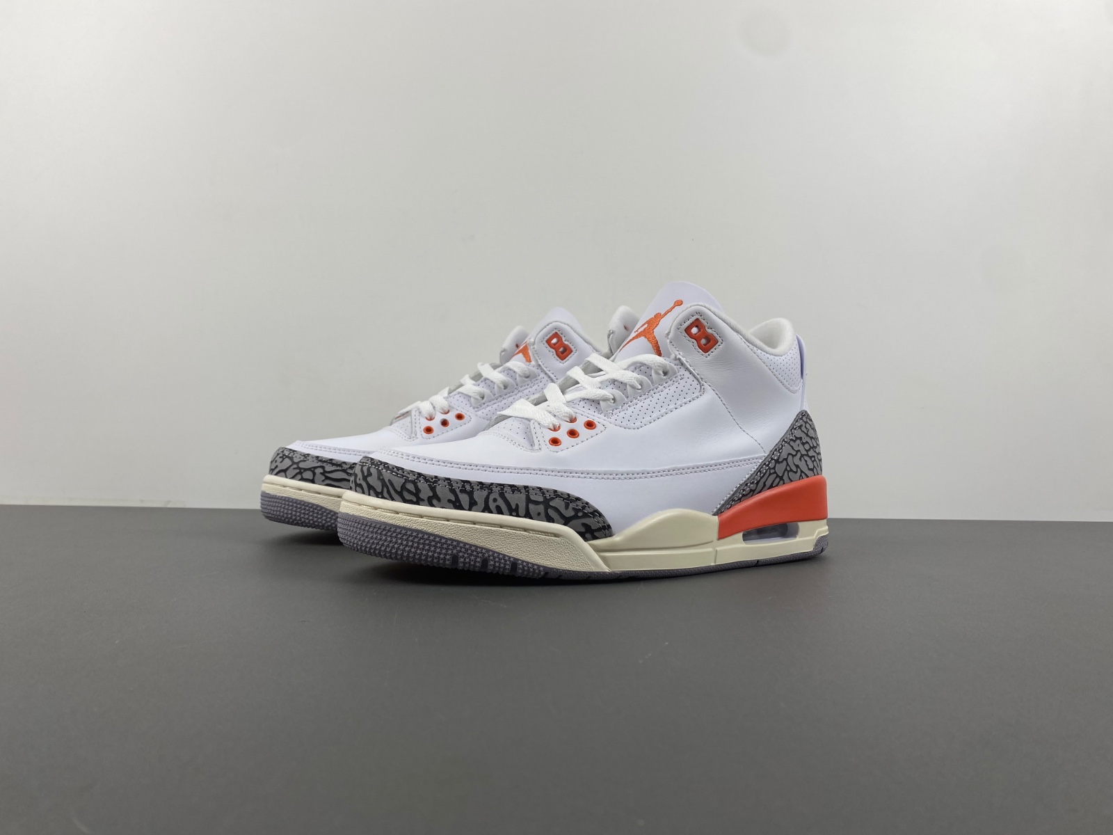 Air Jordan 3 Retro
