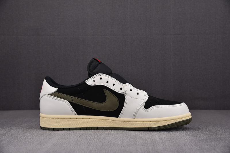 Travis Scott x Air Jordan 1 Low OG