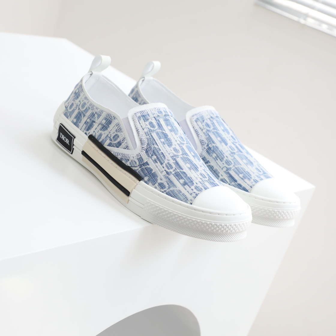 DIOR B23 SNEAKER