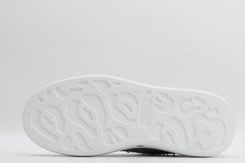 MCQUEEN OVERSIZED SNEAKER