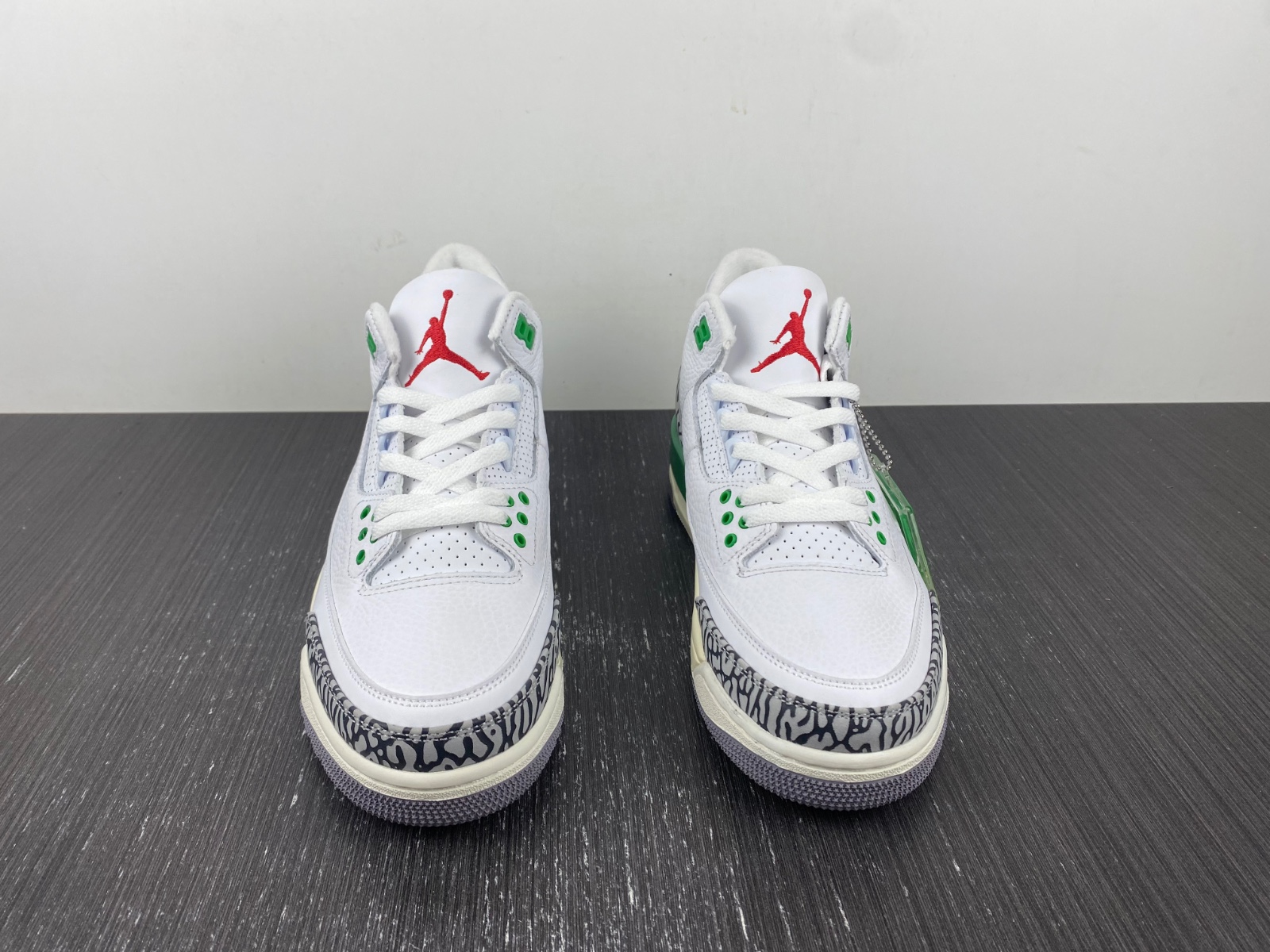 Air Jordan 3 Lucky Green CK9246-136