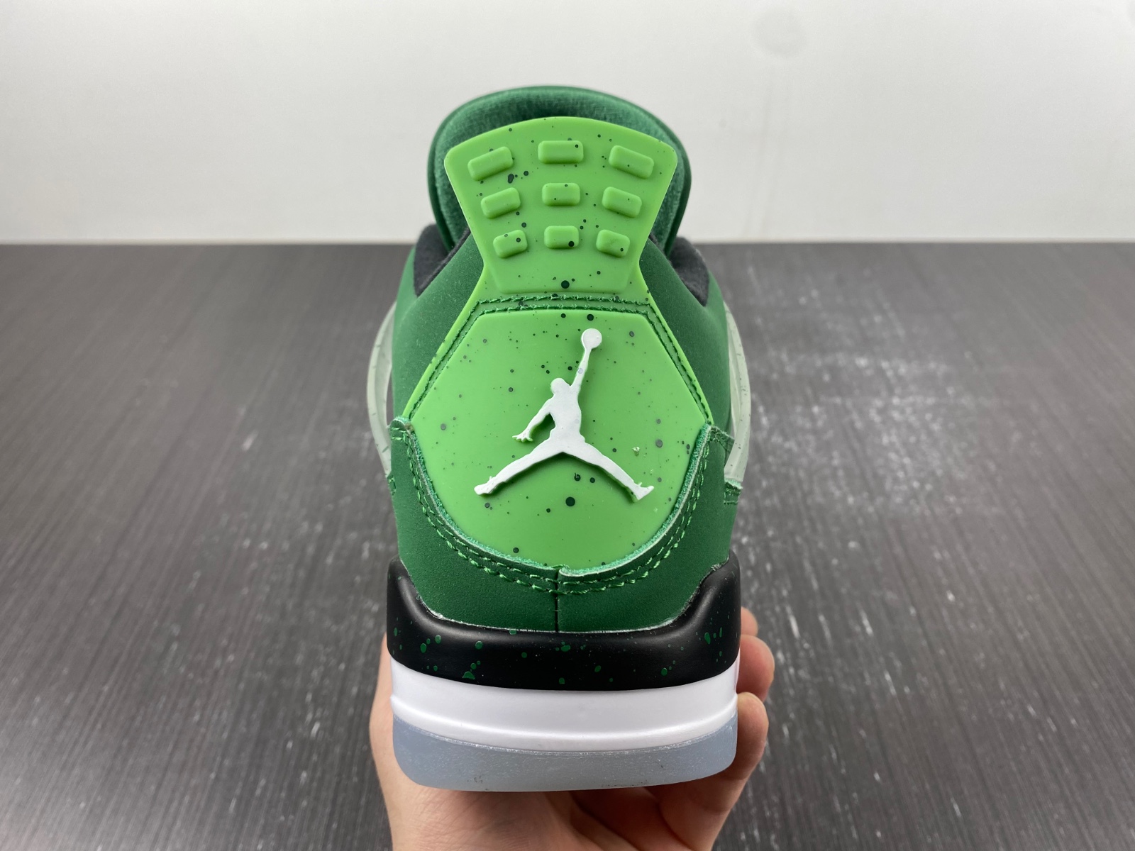 Nike  Air Jordan 4 PE customize