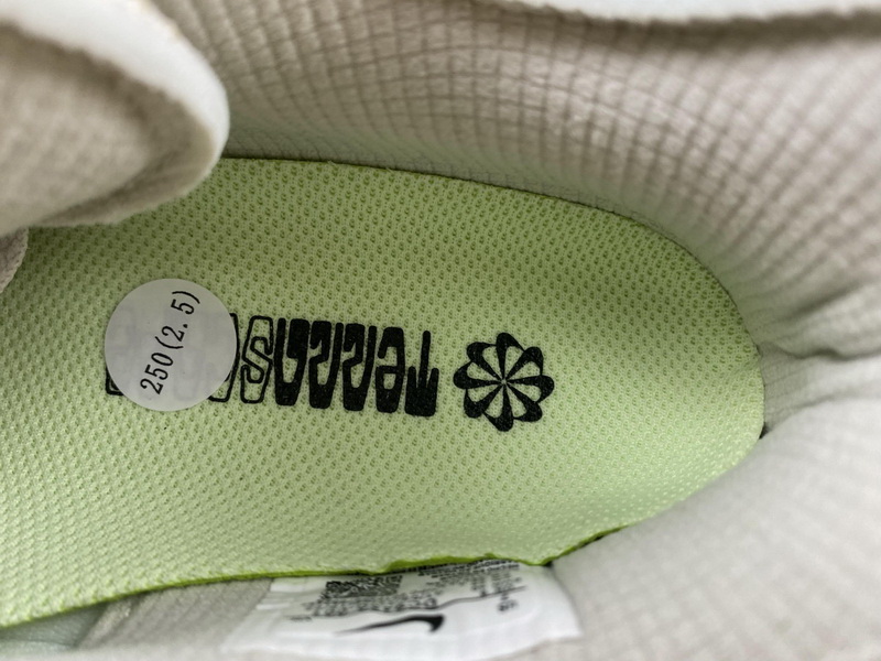 Nike Air Max 90 Terrascape Light Bone DC9450-001