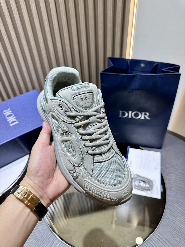 DIOR B30 SNEAKER