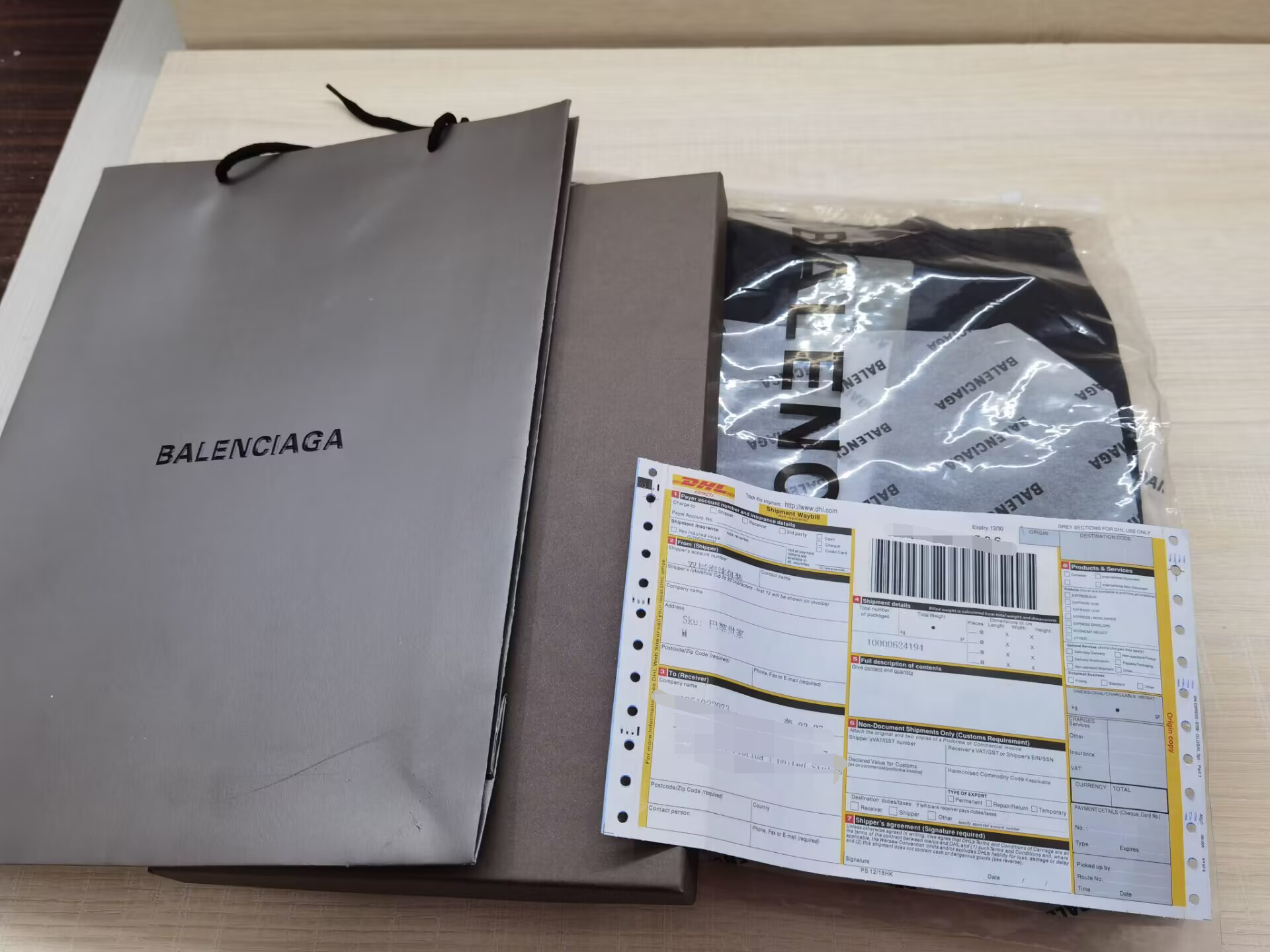 Balenc1aga T-SHIRT 2302047