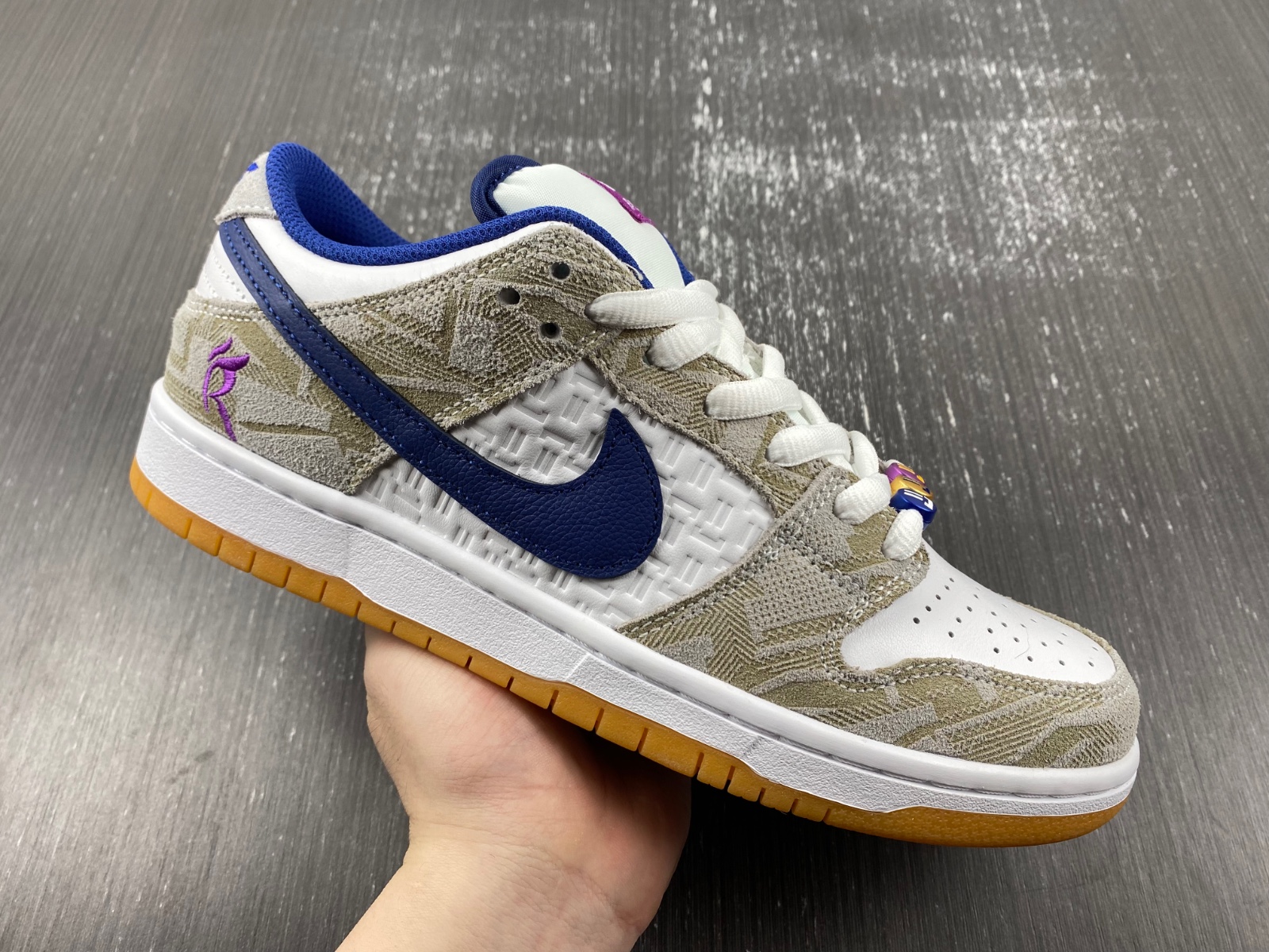 Rayssa Leal x Nike SB Dunk Low FZ5251-001