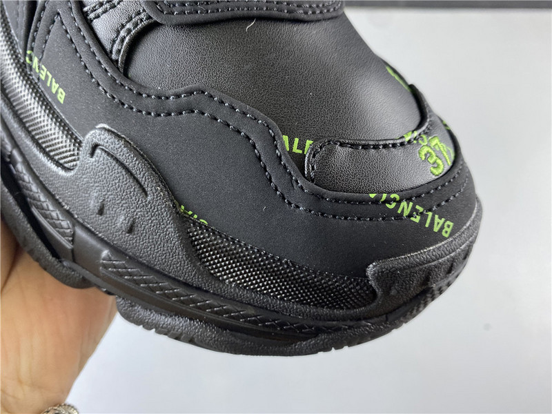 Balenciaga TRIPLE S TRAINER