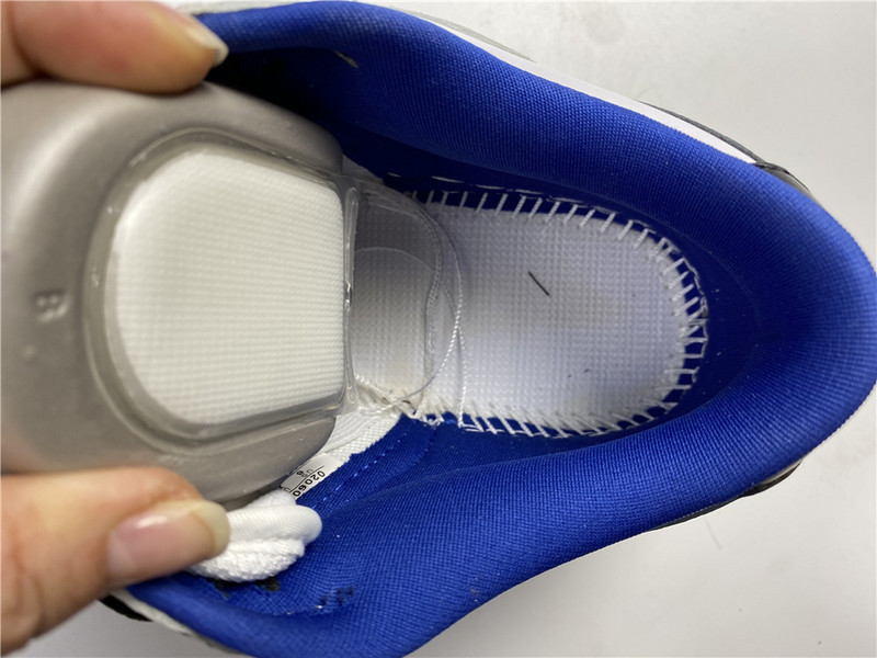 Supre* x Nike SB Dunk Low Pro