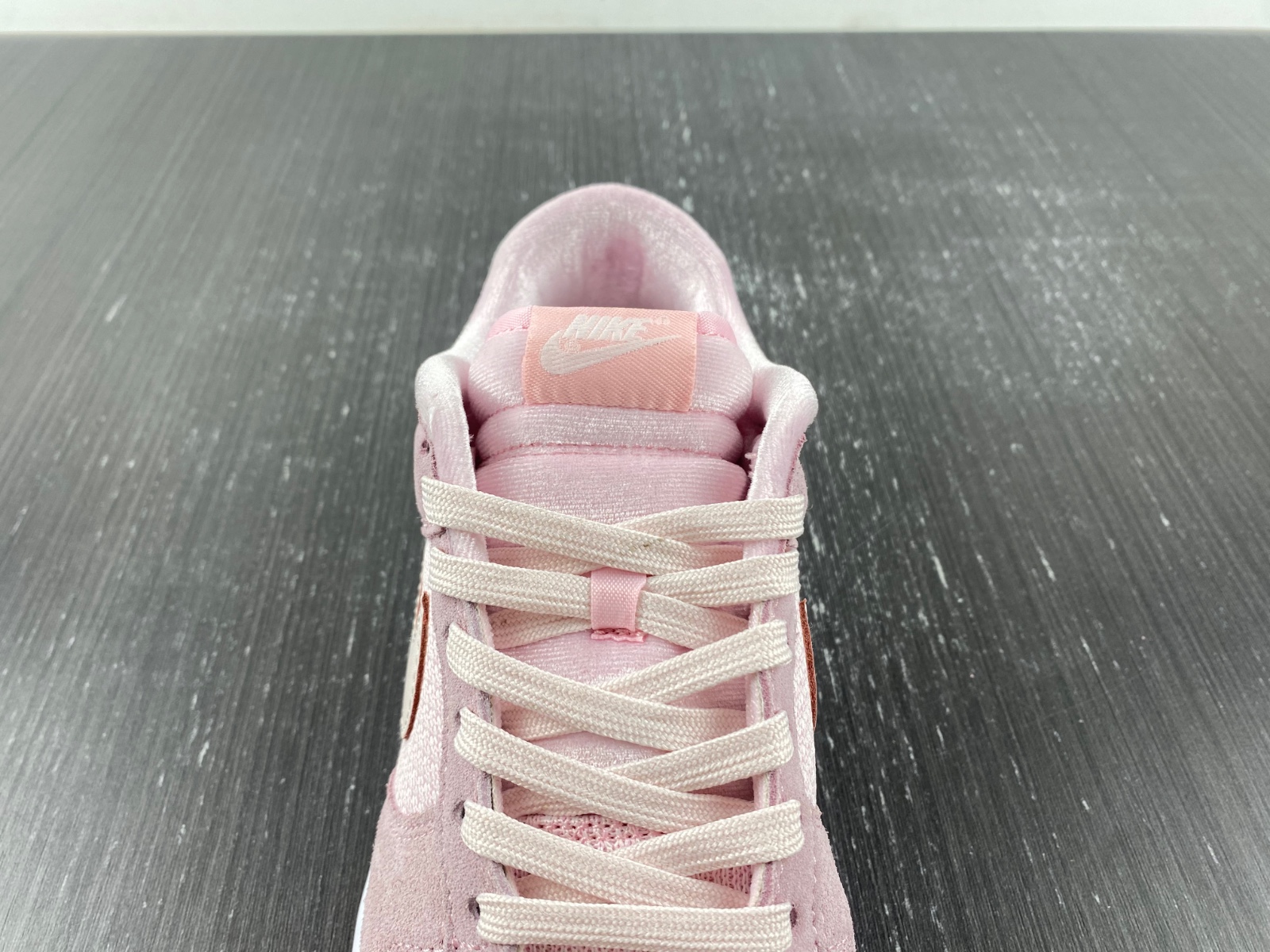 Nike Dunk Low "Teddy Bear" DZ5318-640