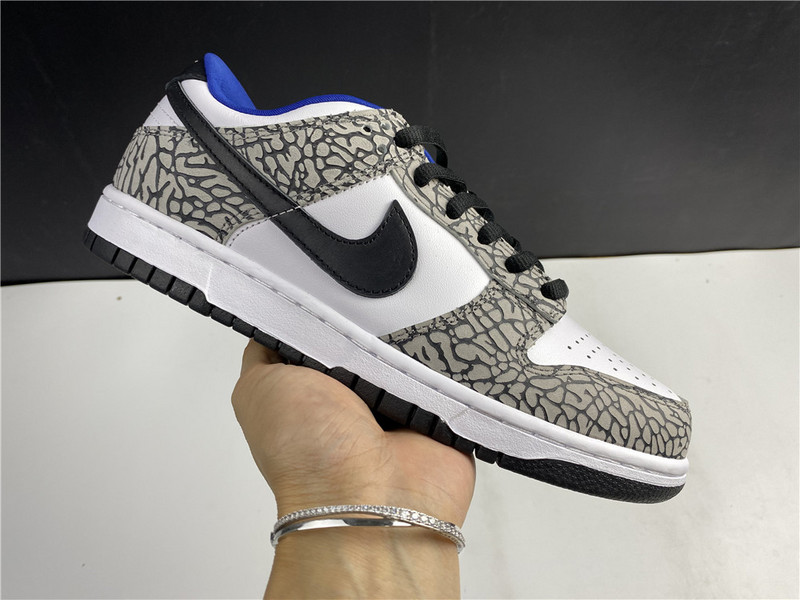 Supre* x Nike SB Dunk Low Pro