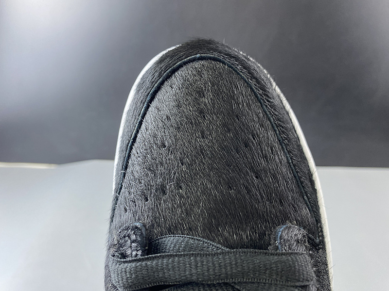 Medicom Toy Nike SB Dunk Low BE@RBRICK CZ5127-001