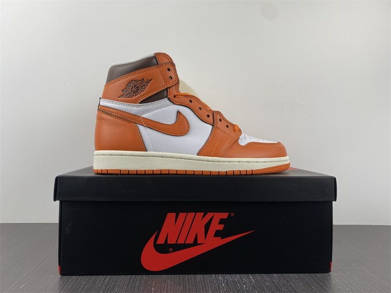 Air Jordan 1 High OG WMNS “Starfish” DO9369-101