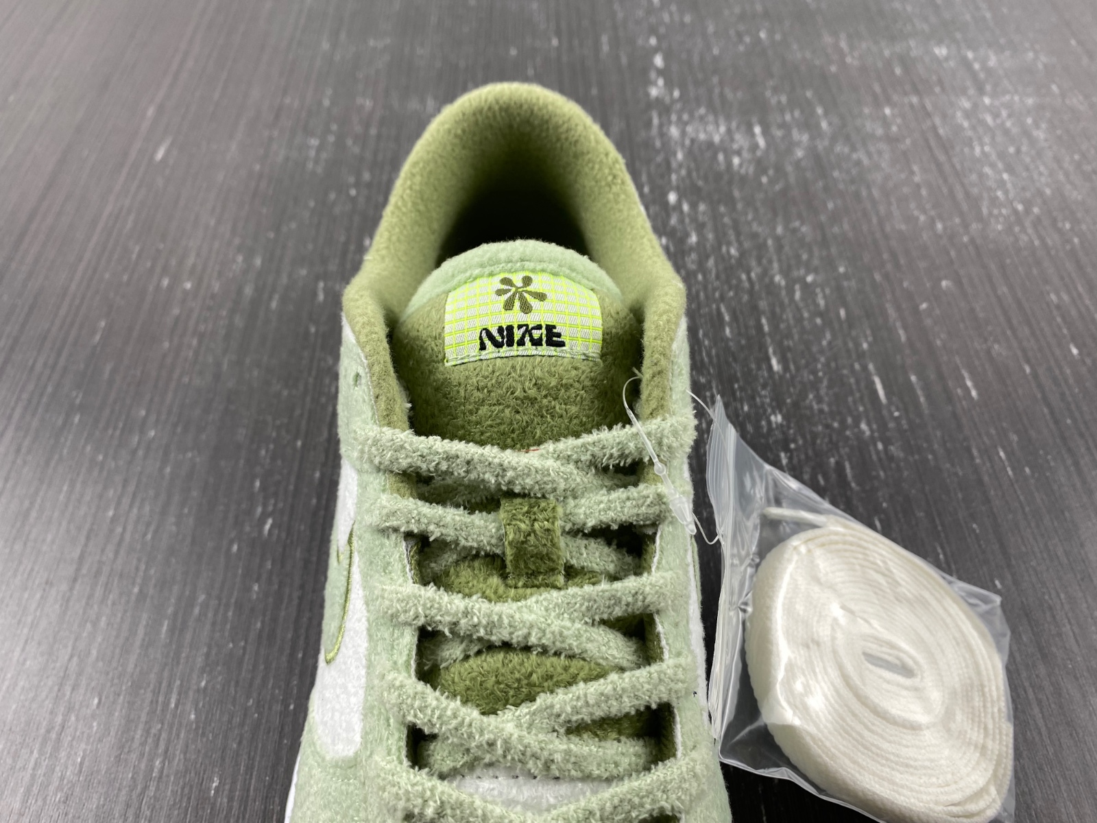 Nike Dunk Low Fleece Green DQ7579-300