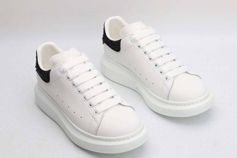 MCQUEEN OVERSIZED SNEAKER