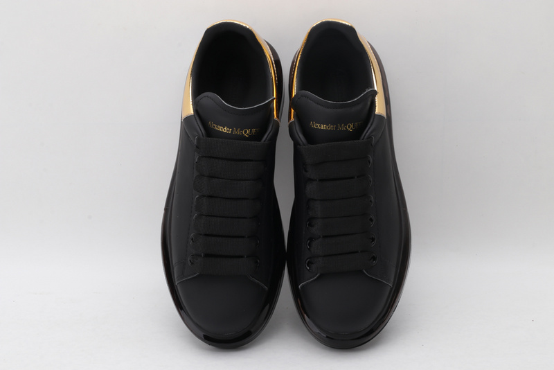 MCQUEEN OVERSIZED SNEAKER