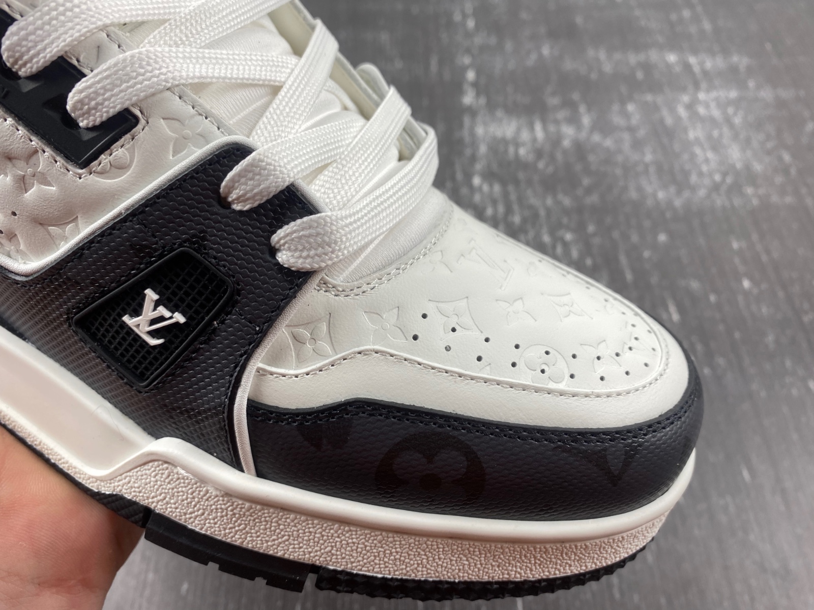 LV Trainer Sneaker
