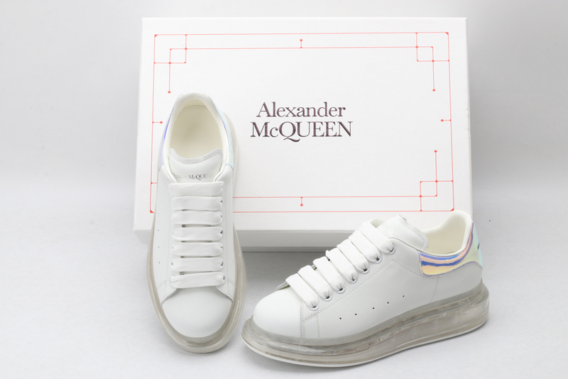 MCQUEEN OVERSIZED SNEAKER